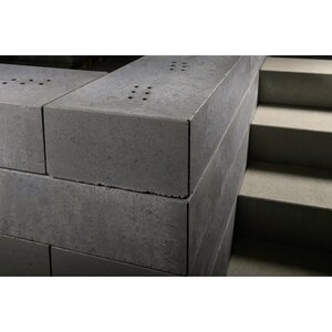 Barkman Keystone Linear Coping 7 in. x 39.37 in. x 13.78 in. Graphite (12 pc./pallet)