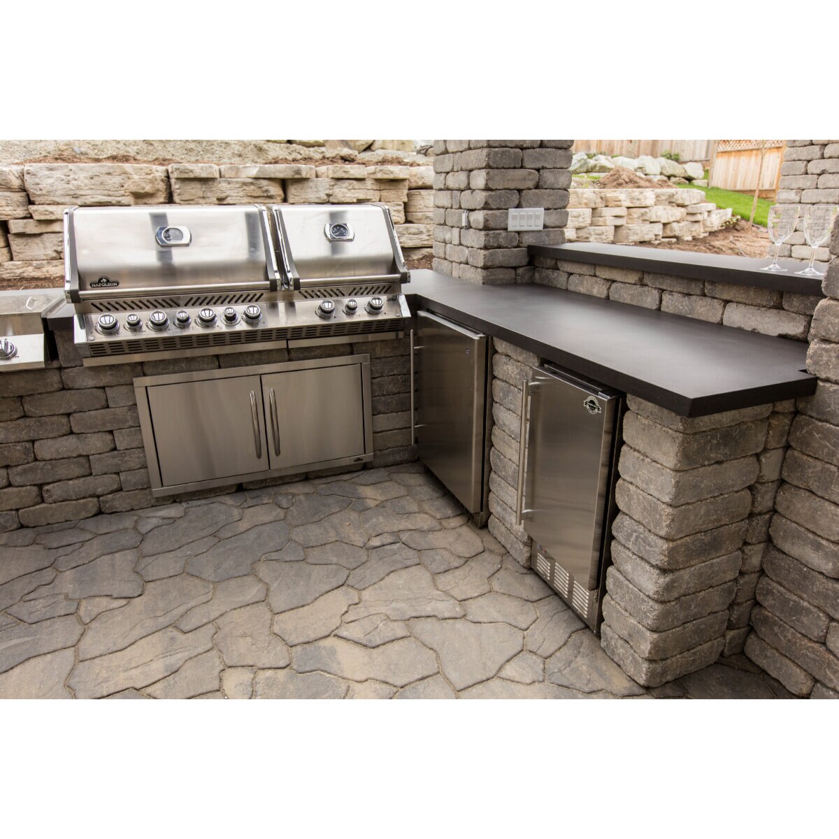 Barkman Mesa Flagstone Paver Sierra Grey (48 pc./pallet) | SiteOne CA