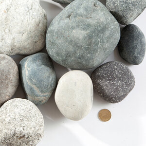 Bulk Round River Rock (2 - 6 in.) 50 - 150 mm (per cu. yd.)