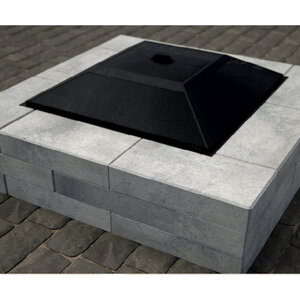 Belgard Melville Fire Pit Kit Rio w/ Clam Shell Spark Arrestor