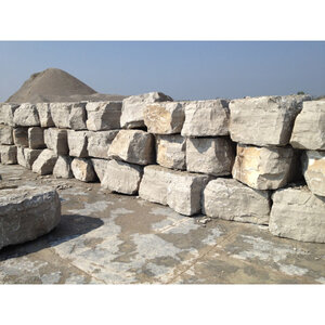 Ledgestone Guillotined Armour Stone Finger 16 – 18 in.