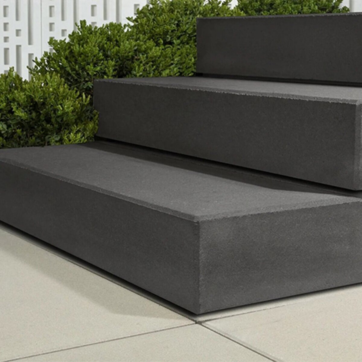 Techo-Bloc Systema Lumafit Step Smooth Onyx Black 42 in. x 16-3/4 in. x ...