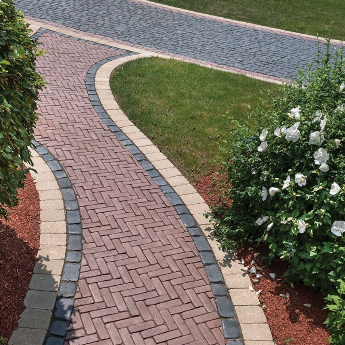 Unilock Copthorne Paver Basalt (89.20 sq. ft./ pallet) (11.15 sq. ft ...