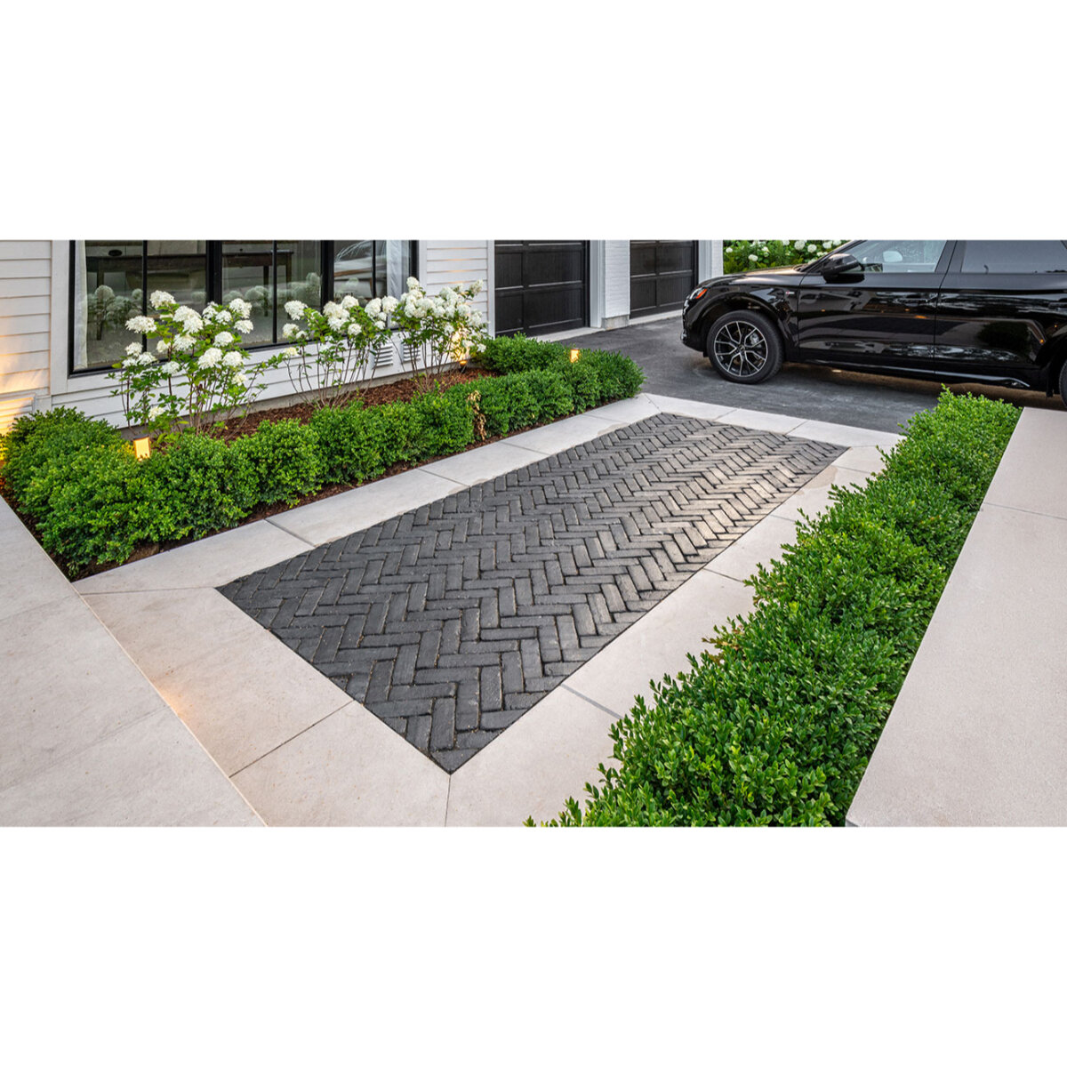 Unilock Copthorne Paver Basalt (89.20 sq. ft./ pallet) (11.15 sq. ft ...