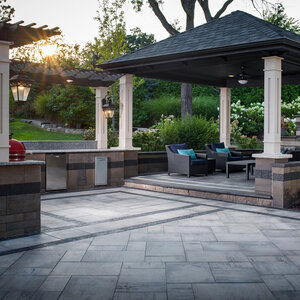 Belgard Dimensions 18 3 pc Smooth Finish Shaded Gray (112.5 sq. ft./pallet)