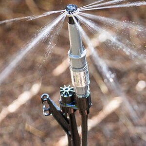 Hunter MP Stake Kit w/ 26 in. Stake, 0.345 in. Tubing to 1/2 in. male fitting, PROS00 Shrub Adapter 