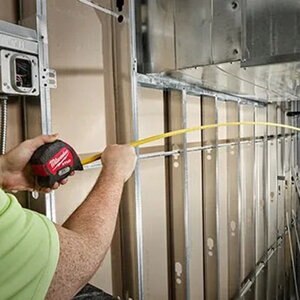 Milwaukee 25 ft. Gen II Stud Magnetic Tape - 14 ft. So