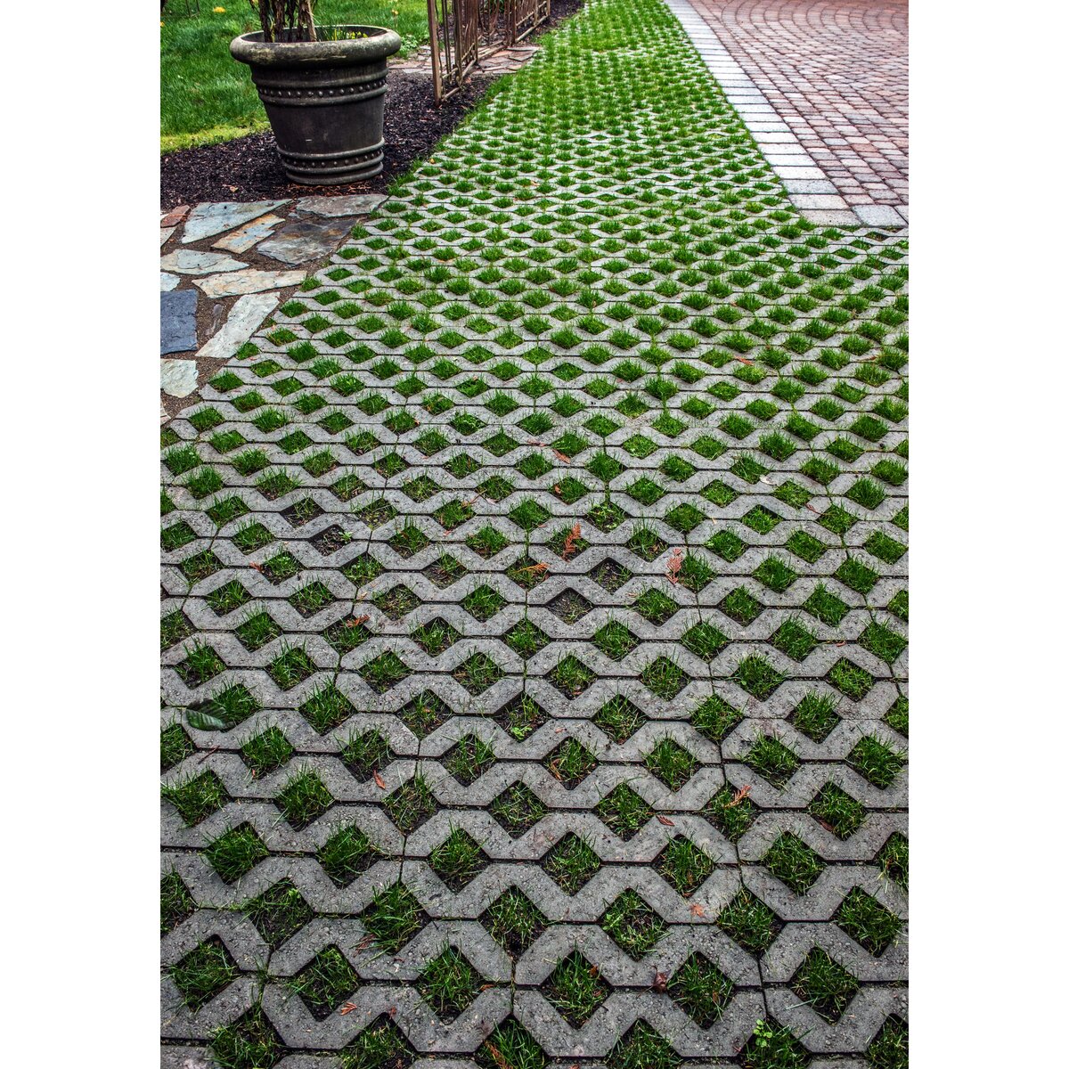 Mutual Materials Turfstone Gray 9 cm (91 sq. ft./pallet) | SiteOne CA
