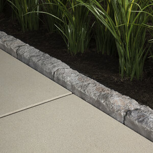 Techo-Bloc Pietra Edge Champlain Grey Split Face & Aged (96 ln. ft./pallet)