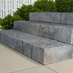 Techo-Bloc Rocka Step Riviera 60 in. (6 pc./pallet)