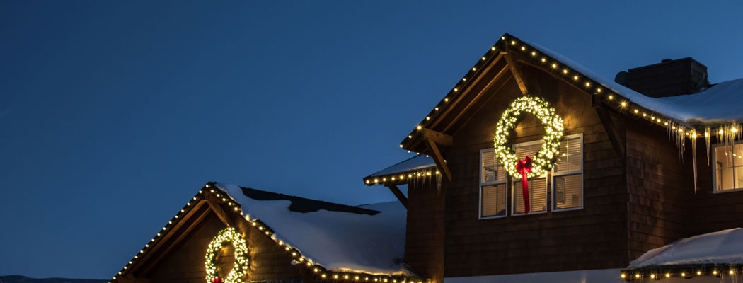SHOP HOLIDAY LIGHTING