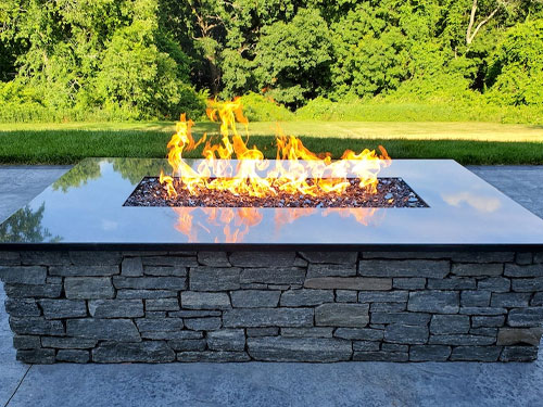 Fireplaces & Fire Pits